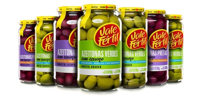 Imagem com embalagem dos produtos da vale fértil, que são azeitonas em conserva.