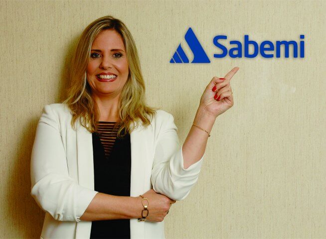 Paula Bizzi, Gerente Executiva de Recursos Humanos da Sabemi, fala sobre o aumento no uso da Sara no Whatsapp