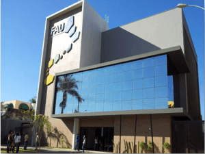 HCM da Senior na rotina de uma organização responsável por projetos de pesquisa no Brasil